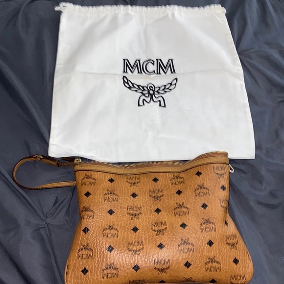 Mcm Pouch with Dust Bag - Picture 1 of 6